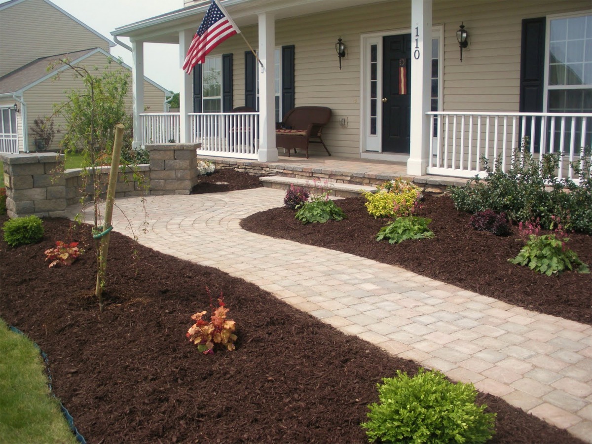 mulch landscaping